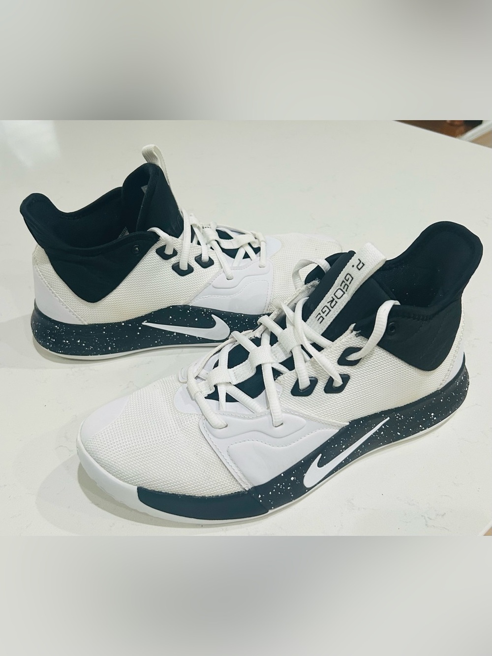 Nike Paul George PG 3 'White'  Oreo TB Basketball Sneakers Men’s 
Size 10